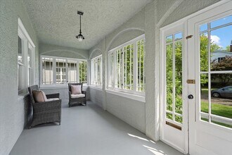 1704 Walnut Ave in Wilmette, IL - Building Photo - Building Photo