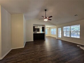2 Sidebottom Cir in Bella Vista, AR - Building Photo - Building Photo
