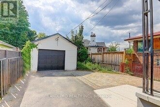 56 Bicknell Ave in Toronto, ON - Building Photo - Building Photo
