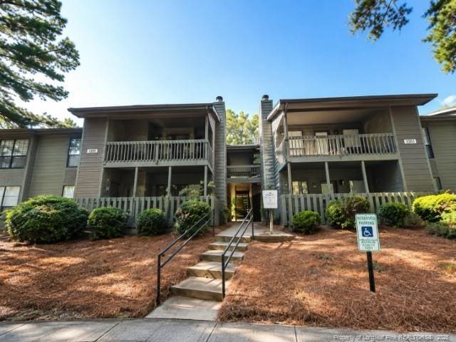 1820 Tryon Dr