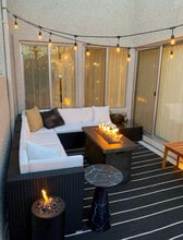 919 Via Colinas in Westlake Village, CA - Building Photo - Building Photo
