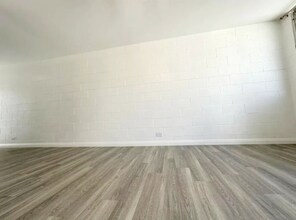 711 Makaleka Ave in Honolulu, HI - Foto de edificio - Building Photo