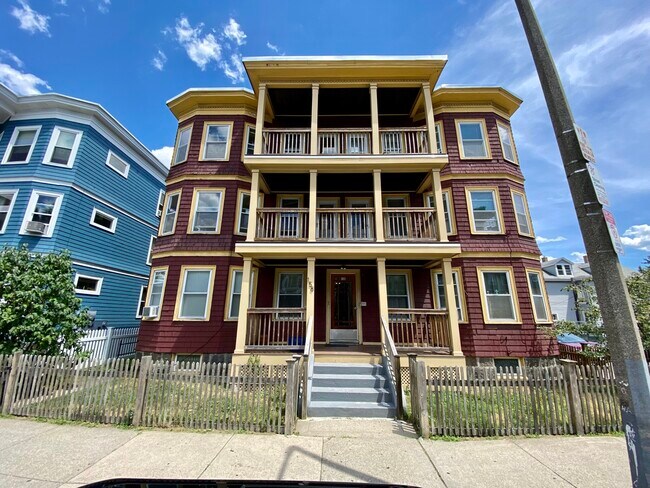 158 South St, Unit 2L