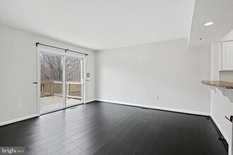 9473 Clocktower Ln in Columbia, MD - Building Photo - Building Photo