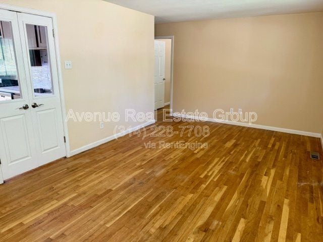 11090 Alan Shepard Dr in Maryland Heights, MO - Building Photo - Building Photo