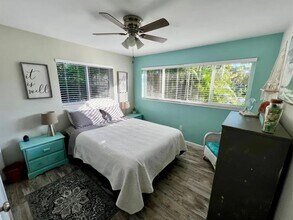 400 Pittsburgh Dr in Jupiter, FL - Foto de edificio - Building Photo