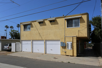 1724 Broadway in Oceanside, CA - Building Photo - Building Photo