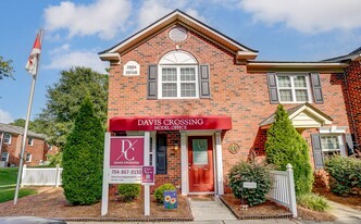 Davis Crossing Apartments