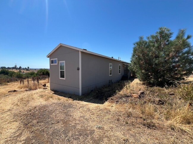 3180 Red Sky Ln in Paradise, CA - Foto de edificio - Building Photo
