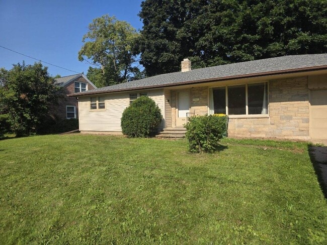 property at 509 N Fisk St