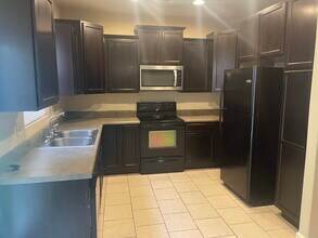 113 Shadow Peak Ln in Hot Springs National Park, AR - Foto de edificio - Building Photo