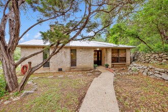 11361 Moonsail in Helotes, TX - Building Photo - Building Photo
