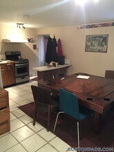 684 Parker St, Unit 1 in Boston, MA - Building Photo - Building Photo