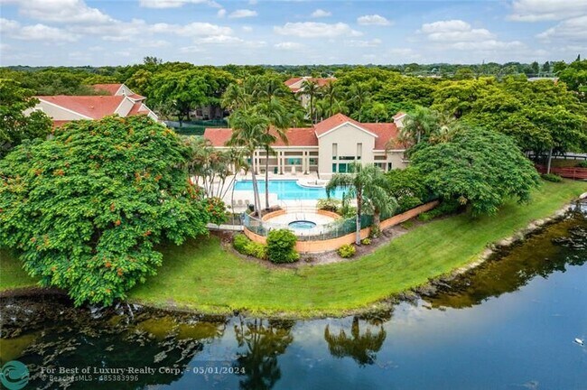 1745 Palm Cove Blvd, Unit Verano at delray in Delray Beach, FL - Foto de edificio - Building Photo