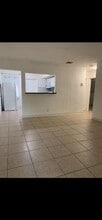401 SW 8th St in Hallandale Beach, FL - Building Photo - Building Photo