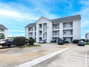 168 Lake Point Blvd in Montgomery, TX - Building Photo - Building Photo