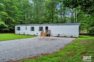 139 Cook Out Terrace in Macon, NC - Foto de edificio - Building Photo