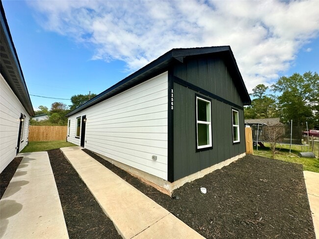 property at 11557 Persimmon St