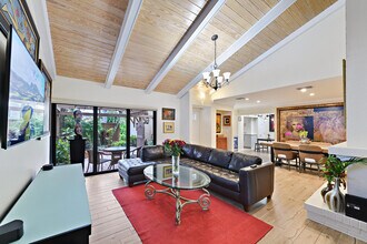 6548 Patio Ln in Boca Raton, FL - Building Photo - Building Photo