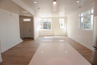 155 N Main St in North Salt Lake, UT - Building Photo - Building Photo