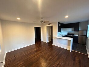 1021 Monroe St-Unit -A in Jackson, MS - Building Photo - Building Photo