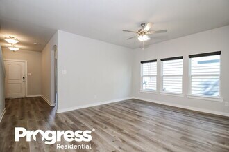 2300 Paxton Way in Denton, TX - Building Photo - Building Photo