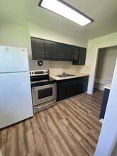 29091 Harriet St in Millbury, OH - Building Photo - Building Photo