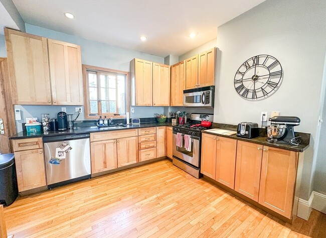 property at 4 Viking St