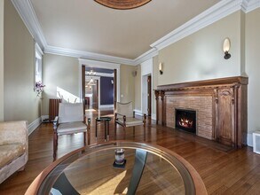 1210 N Astor St, Unit 3A in Chicago, IL - Foto de edificio - Building Photo