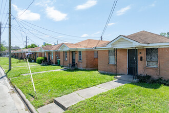 1419 Halpern St in Houston, TX - Building Photo - Building Photo