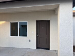 6010 Cougar Trl in Bakersfield, CA - Building Photo - Building Photo