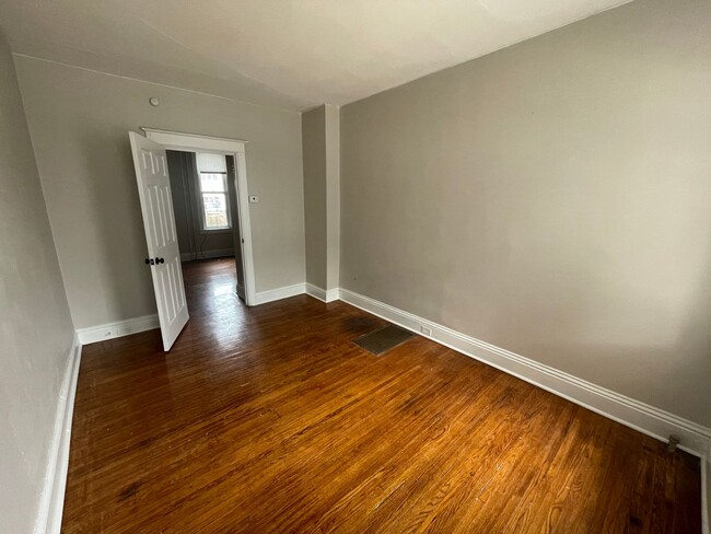 853 Wayne Ave in York, PA - Building Photo - Building Photo