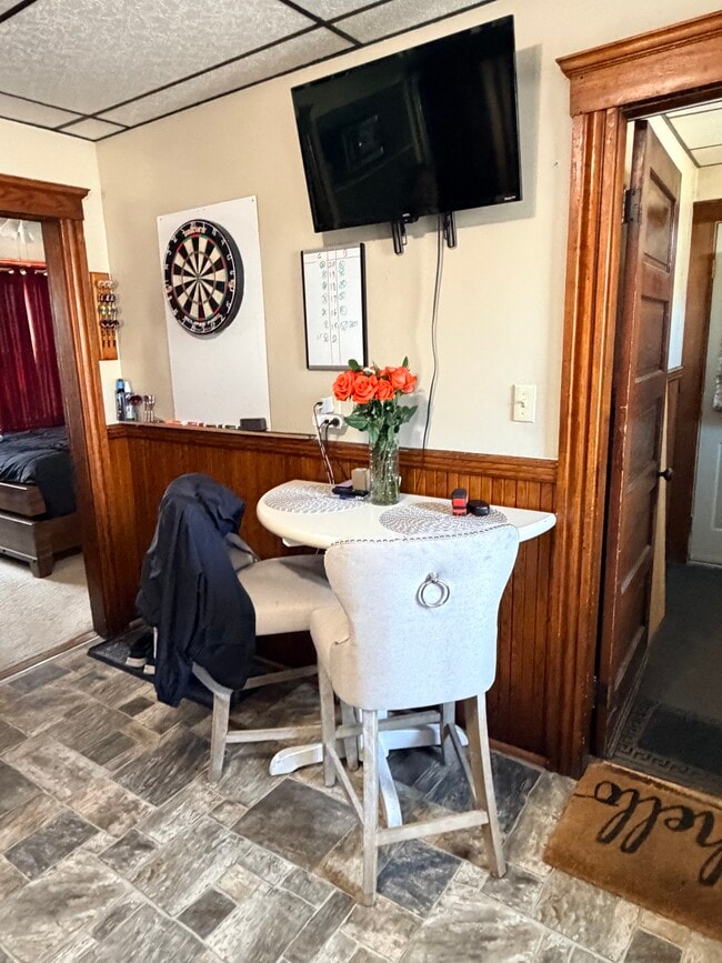 46 King Philip Rd, Unit 2, Unit 2