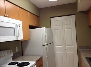 2905 Winkler Ave-Unit -714 in Ft. Myers, FL - Building Photo - Building Photo