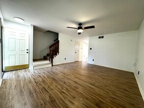 2058 Owasso St in Fort Worth, TX - Building Photo - Building Photo