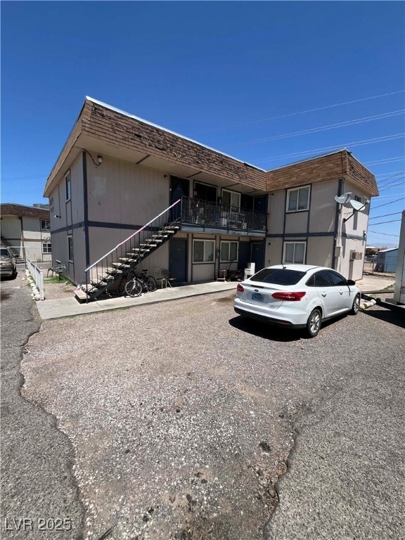 property at 184 Judy Ct