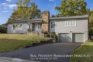 5745 N Ava Terrace in Kansas City, MO - Building Photo