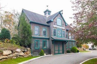 2614 Boston Post Rd, Unit 2618- Li'l Barn in Guilford, CT - Building Photo - Building Photo