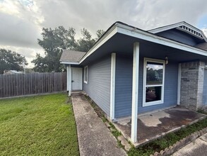 6534 Lodgepole Rd in Houston, TX - Building Photo - Building Photo