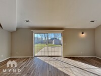 601 Cherokee Dr in Gentry, AR - Building Photo - Building Photo