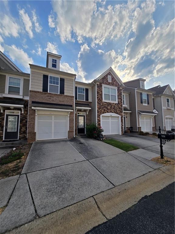 1934 Dilcrest Dr in Duluth, GA - Building Photo - Building Photo