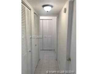 300 NE 14th Ave in Hallandale Beach, FL - Building Photo - Building Photo