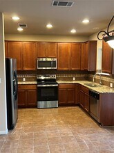 30003 Bumble Bee Dr in Georgetown, TX - Building Photo - Building Photo