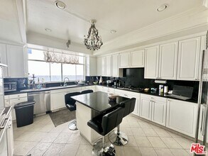 1132 S Shenandoah St in Los Angeles, CA - Building Photo - Building Photo