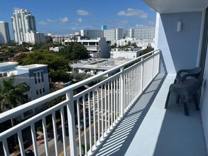 1045 10th St in Miami Beach, FL - Building Photo - Building Photo