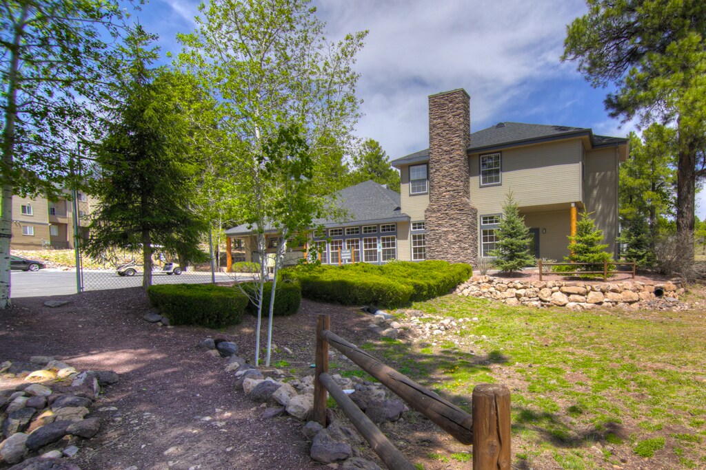 Highland Village Apartments in Flagstaff, AZ - Foto de edificio