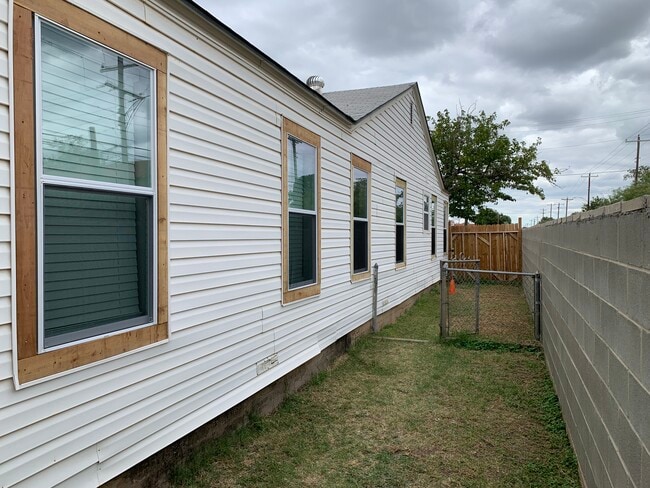 property at 1202 Clinton St