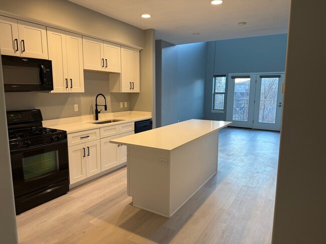 5 S 500 W, Unit Parc at the Gateway in Salt Lake City, UT - Foto de edificio - Building Photo