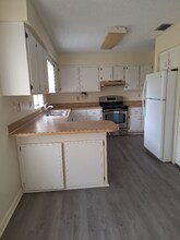 125 22nd Ave in Vero Beach, FL - Foto de edificio - Building Photo