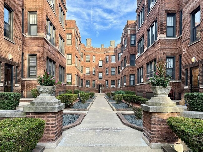 property at 4420 N Wolcott